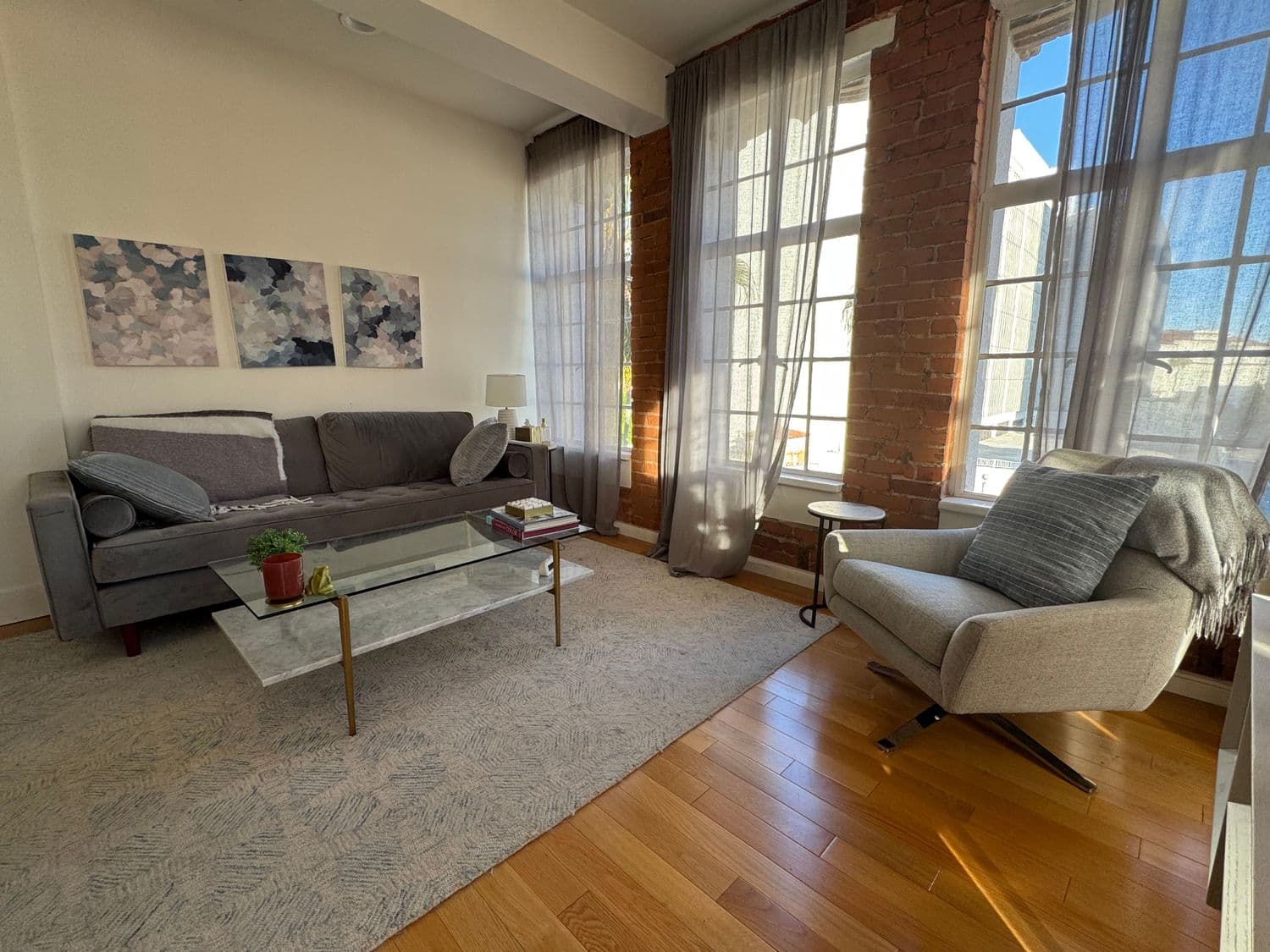 Dr. Maya Reynolds therapy office in Santa Monica - comfortable and calming space with natural light